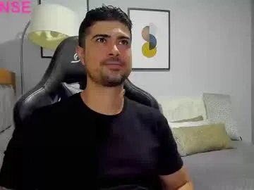 adam_clarke on Chaturbate 