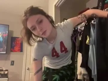 bbycris03 on Chaturbate 