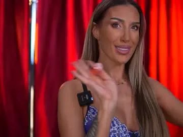 evelyn_evyy on Chaturbate 