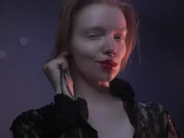 ginger_hugs from Chaturbate