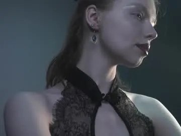 ginger_hugs from Chaturbate