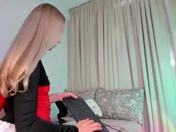 kitty__sophie on Chaturbate 