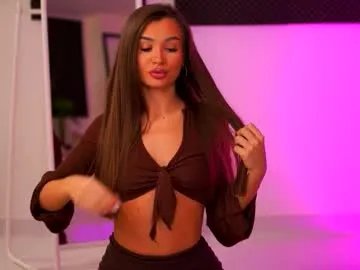 kyssaraplay on Chaturbate 