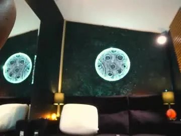 massimowalton2 on Chaturbate 