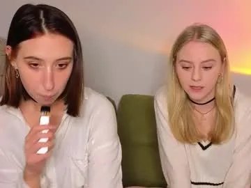 mimipaws from Chaturbate