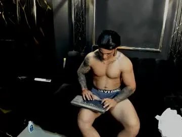 mr_maximo on Chaturbate 