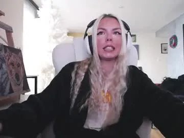 tinykylie from Chaturbate