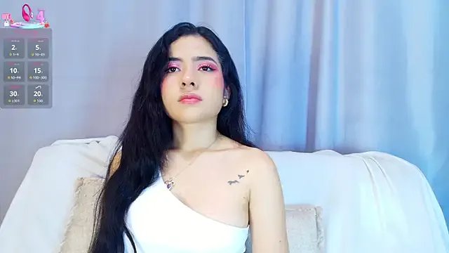 adara_johnson__ on StripChat 