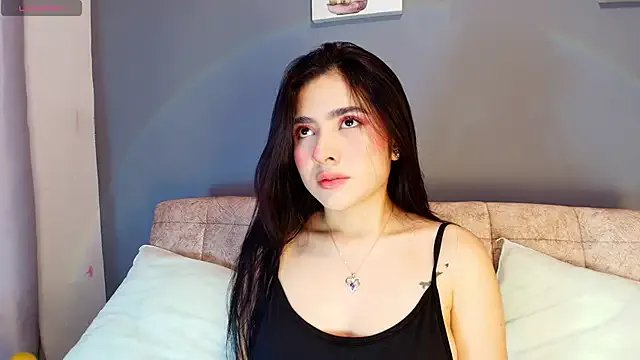 adara_johnson__ on StripChat 