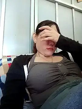 Ana-love2025 on StripChat 