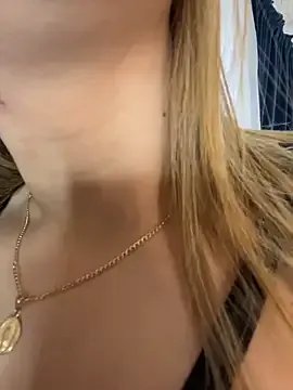 AngelBlushXXX from StripChat