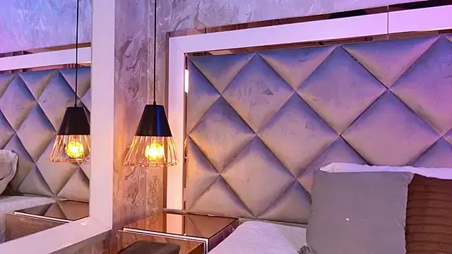 crystal_gilton from StripChat