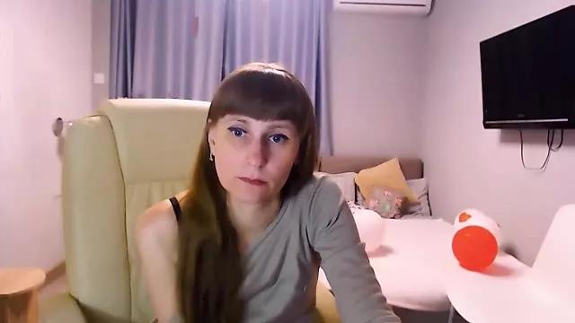 Debbie_Pink from StripChat is Freechat