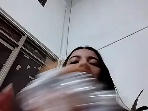 EmmaRose___ on StripChat 