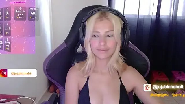 jujubinhahot on StripChat 