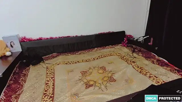 Larisa_Sign from StripChat