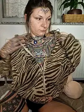 lizzardqueeen on StripChat 