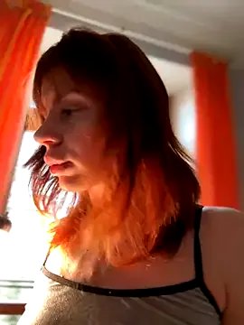 Oopsfoxy on StripChat 