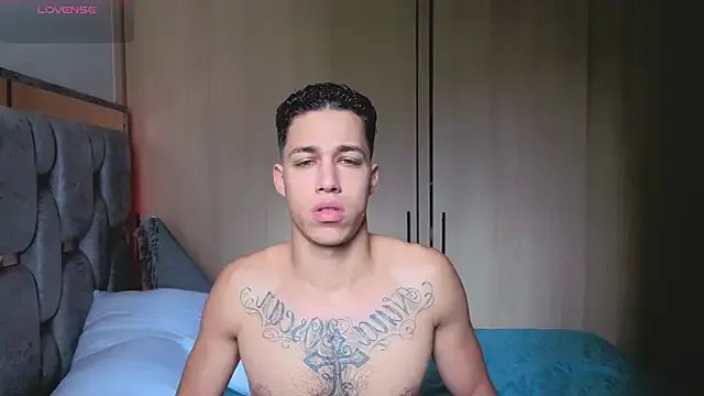 orionblaze69_ from StripChat