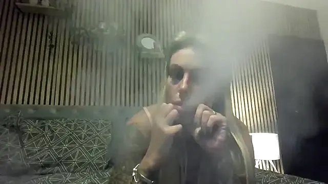 poppyinga1 on StripChat 