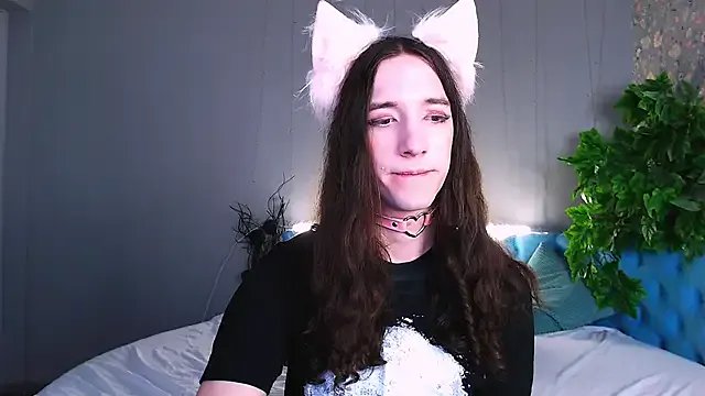 SilverMuse from StripChat