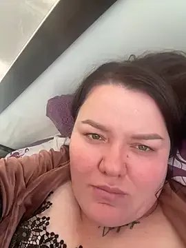 SunnyLeila2101 on StripChat 